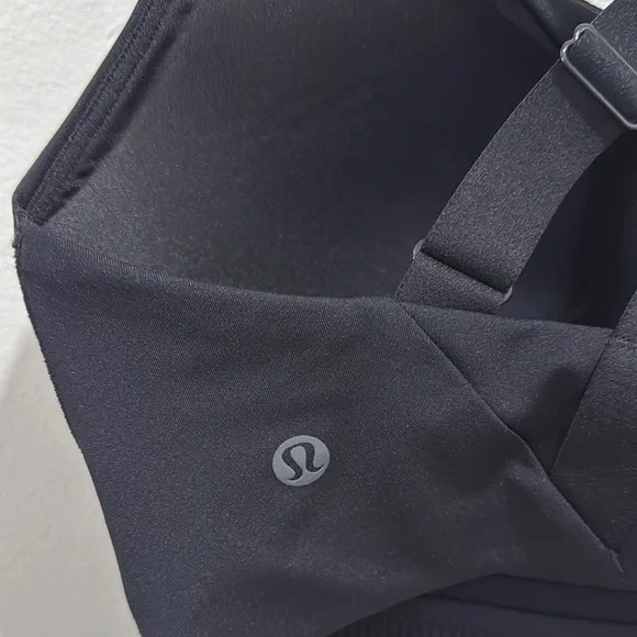 Lululemon Energy High Support Bra in Black NWT - Picture 6 of 7